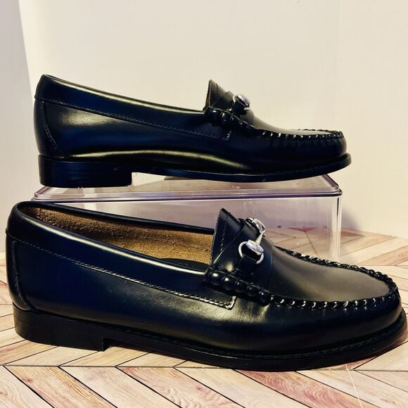 GH Bass Weejuns Lianna Bit Women 6.5 M Black Leather Loafers Silver Chain Preppy - Picture 1 of 8